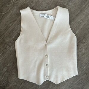 Aritzia Facilitate Vest Birch